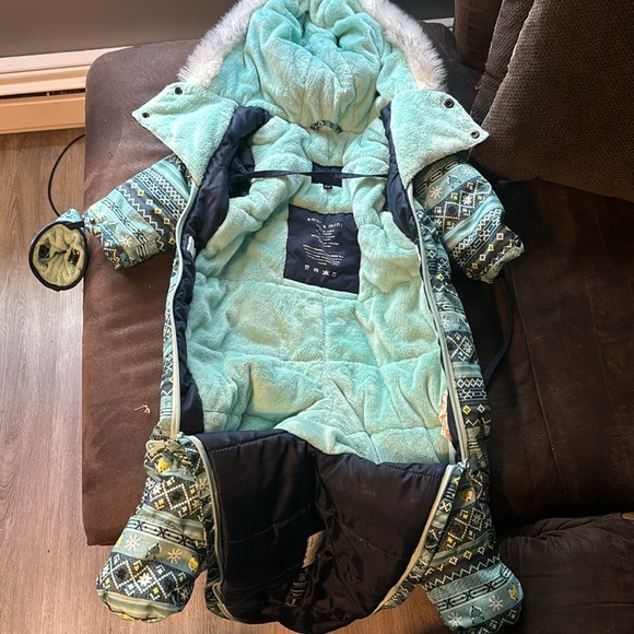 Winter suit - Picture 2 of 3